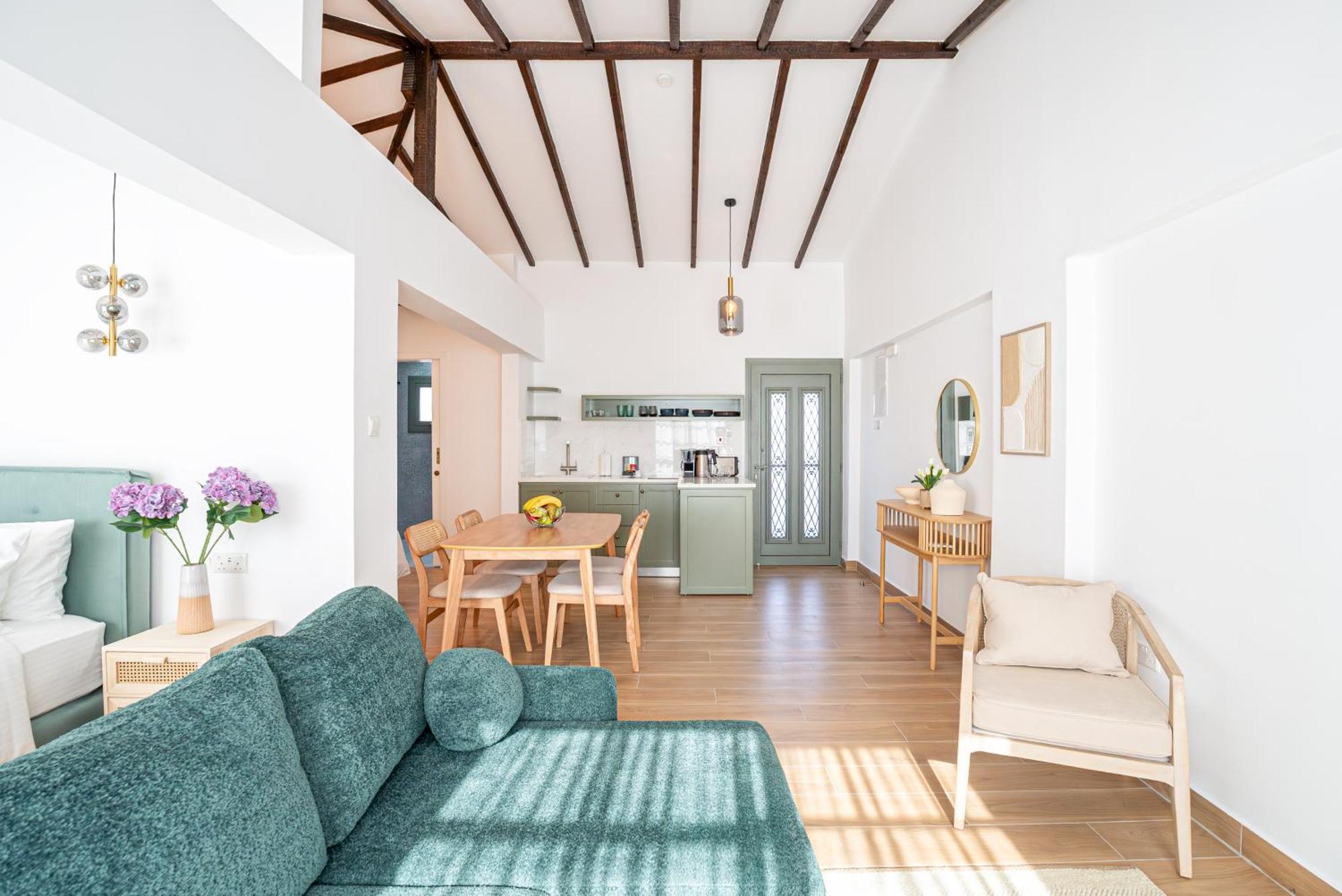 Loft Centrale Paphos Exterior photo